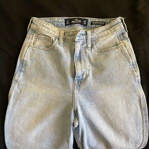 hollister high rise mom jeans